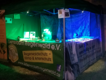 Beleuchtung eines Infostandes